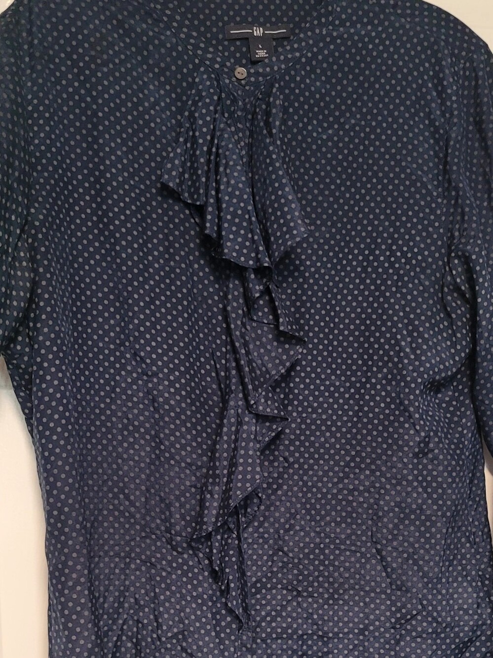 5 For $25 GAP Navy Polka Dot Ruffle Front Blouse